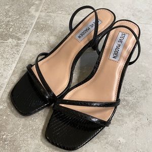 Steve Madden heels brand new